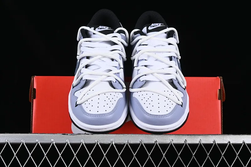 All Categories Nk SB Dunk Series Nk SB Dunk Low Low-top sneakers Nk SB Dunk Low Blueberry soda Simple haze gray blue SB strap low-top casual sneakers DD1503-101